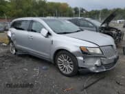 ✅ 2012 Lincoln MKT EcoBoost • VIN: 2LMHJ5AT6CBL52802 • Лот: 71015614. Опубликован ранее на Copart с пробегом 143 167 миль. Бесплатный доступ к архиву аукционных продаж из США и подробный отчёт об истории автомобиля на DreamBid. Изображение 4.