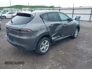 2024 Dodge Hornet GT z VIN ZACNDFAN8R3A42678, wystawiony jako IAAI lot #42170197 z przebiegiem 6 866 mil mil oraz . Historia ofert i sprzedaży dostępna na DreamBid. Obrazek 4.