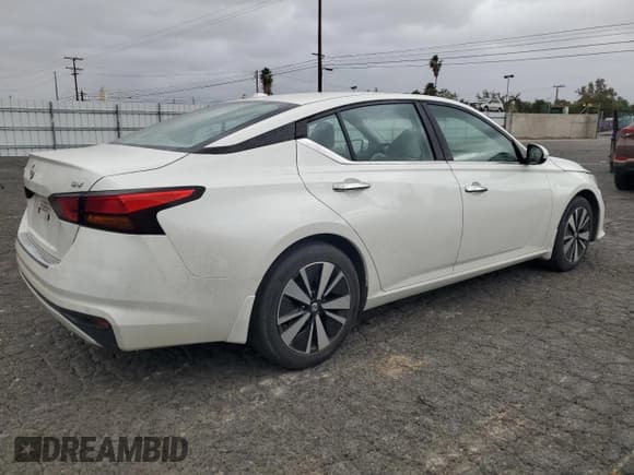 ✅ 2022 Nissan Altima SV • VIN: 1N4BL4DV1NN423179 • Лот: 86146945. Опубликован ранее на Copart с пробегом 33 846 миль. Бесплатный доступ к архиву аукционных продаж из США и подробный отчёт об истории автомобиля на DreamBid. Изображение 3.