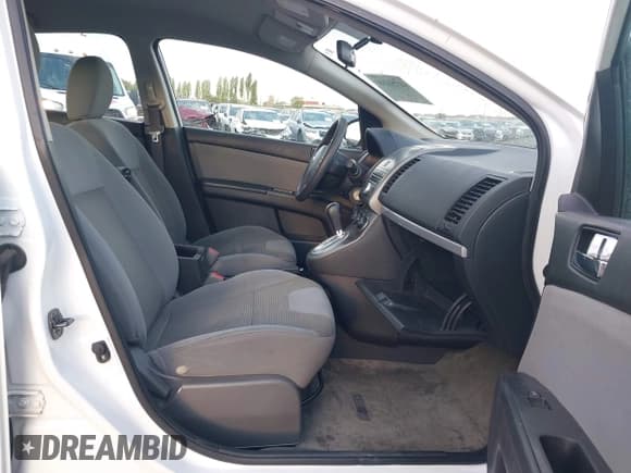 ✅ 2012 Nissan Sentra SR • VIN: 3N1AB6AP7CL743147 • Lot: 42751244. Wystawiony na IAAI z przebiegiem 131 631 mil. Bezpłatny archiwum sprzedaży aukcyjnych z USA i szczegółowy raport historii pojazdu na DreamBid. Zdjęcie 5.