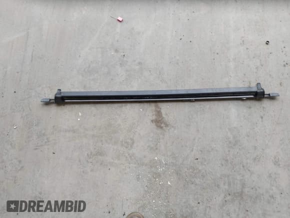 ✅ 2018 Jeep Wrangler Unlimited Sport S • VIN: 1C4BJWDGXJL886151 • Лот: 43720349. Опубликован ранее на IAAI с пробегом 50 712 миль. Бесплатный доступ к архиву аукционных продаж из США и подробный отчёт об истории автомобиля на DreamBid. Изображение 12.