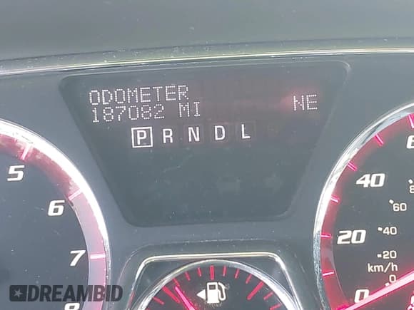 ✅ 2016 GMC Acadia SLT • VIN: 1GKKVRKD2GJ140266 • Lot: 43267103. Wystawiony na IAAI z przebiegiem 187 082 mil. Bezpłatny archiwum sprzedaży aukcyjnych z USA i szczegółowy raport historii pojazdu na DreamBid. Zdjęcie 15.