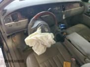 ✅ 2003 Lincoln Town Car Signature • VIN: 1LNHM82W63Y685274 • Lot: 86516195. Listed on Copart with Not provided. Free auction sales archive from the USA and detailed vehicle history report at DreamBid. Image 8.