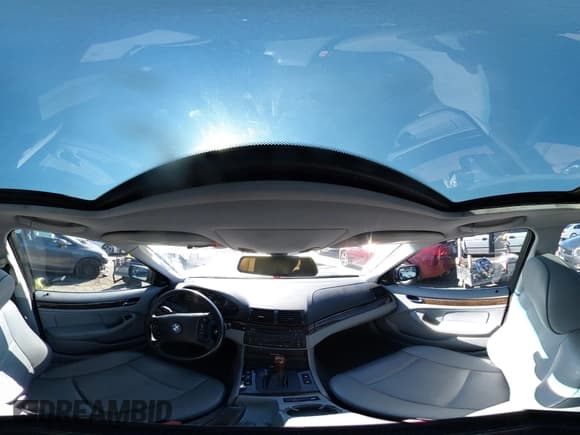 ✅ 2001 BMW 3 Series 330i • VIN: WBAAV53431FJ69457 • Lot: 43905844. Wystawiony na IAAI z przebiegiem 188 613 mil. Bezpłatny archiwum sprzedaży aukcyjnych z USA i szczegółowy raport historii pojazdu na DreamBid. Zdjęcie 18.