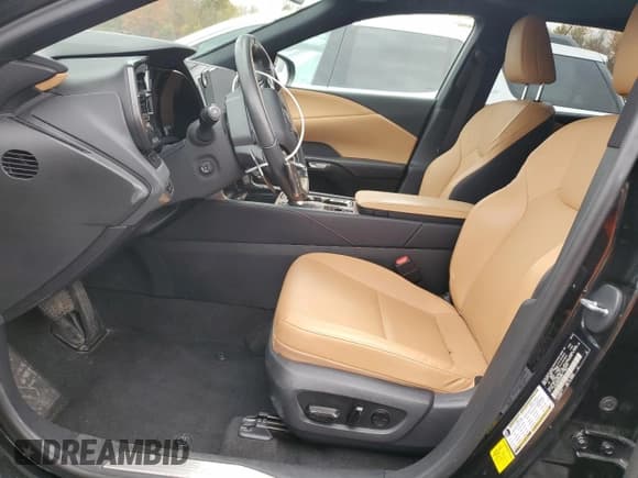 ✅ 2024 Lexus RX 350 • VIN: 2T2BAMCA5RC040767 • Lot: 87251415. Wystawiony na Copart z przebiegiem 26 339 mil. Bezpłatny archiwum sprzedaży aukcyjnych z USA i szczegółowy raport historii pojazdu na DreamBid. Zdjęcie 7.