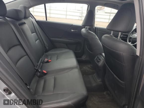 ✅ 2016 Honda Accord EX-L • VIN: 1HGCR2F84GA225314 • Lot: 93287165. Wystawiony na Copart z przebiegiem 100 111 mil. Bezpłatny archiwum sprzedaży aukcyjnych z USA i szczegółowy raport historii pojazdu na DreamBid. Zdjęcie 10.