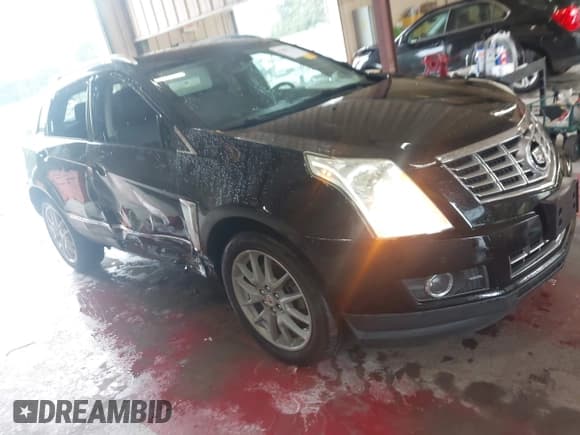 ✅ 2014 Cadillac SRX Performance Collection • VIN: 3GYFNFE36ES680644 • Lot: 42884328. Wystawiony na IAAI z przebiegiem 83 002 mil. Bezpłatny archiwum sprzedaży aukcyjnych z USA i szczegółowy raport historii pojazdu na DreamBid. Zdjęcie 1.