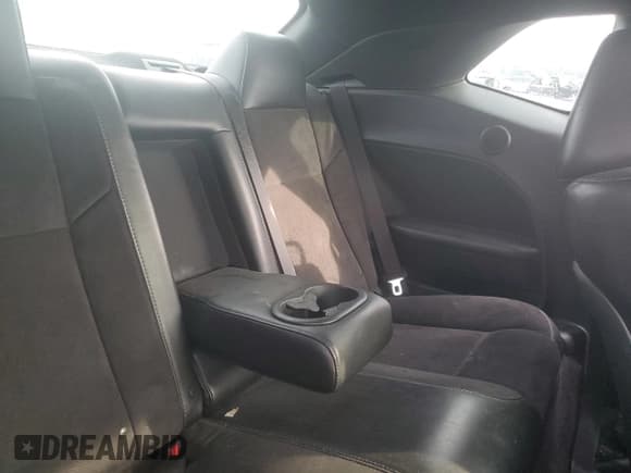 ✅ 2016 Dodge Challenger R/T Scat Pack • VIN: 2C3CDZFJ6GH308726 • Lot: 81281405. Wystawiony na Copart z przebiegiem Nie podano. Bezpłatny archiwum sprzedaży aukcyjnych z USA i szczegółowy raport historii pojazdu na DreamBid. Zdjęcie 10.