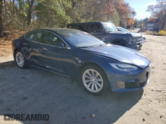 ✅ 2016 Tesla Model S 70 • VIN: 5YJSA1E11GF156217 • Lot: 91204575. Listed on Copart with 109,670 mi. Free auction sales archive from the USA and detailed vehicle history report at DreamBid. Image 4.