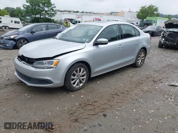 ✅ 2012 Volkswagen Jetta SE • VIN: 3VWDP7AJ3CM414546 • Lot: 42635698. Listed on IAAI with 138,111 mi. Free auction sales archive from the USA and detailed vehicle history report at DreamBid. Image 2.