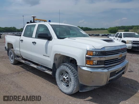✅ 2017 Chevrolet Silverado 2500HD Work Truck • VIN: 1GC1KUEY0HF217335 • Lot: 42310735. Listed on IAAI with 107,781 mi. Free auction sales archive from the USA and detailed vehicle history report at DreamBid. Image 20.