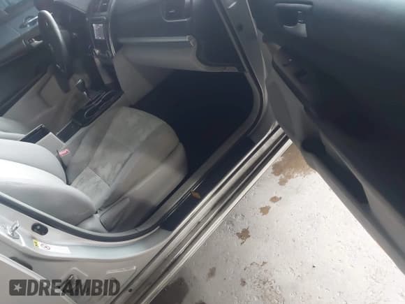 ✅ 2012 Toyota Camry XLE • VIN: 4T4BF1FK3CR197931 • Lot: 43767356. Listed on IAAI with 252,204 mi. Free auction sales archive from the USA and detailed vehicle history report at DreamBid. Image 5.