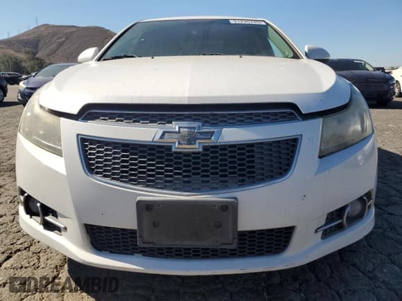 ✅ 2014 Chevrolet Cruze 1LT • VIN: 1G1PC5SB8E7304251 • Лот: 91235745. Опубликован ранее на Copart с пробегом 174 920 миль. Бесплатный доступ к архиву аукционных продаж из США и подробный отчёт об истории автомобиля на DreamBid. Изображение 5.