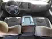 ✅ 2006 Chevrolet Silverado 1500 LT1 • VIN: 2GCEC13T361219279 • Lot: 61096704. Wystawiony na Copart z przebiegiem 239 615 mil mil. Skorzystaj z bezpłatnego archiwum sprzedaży aukcyjnych z USA i zobacz szczegółowy raport historii pojazdu na DreamBid. Zdjęcie 8.