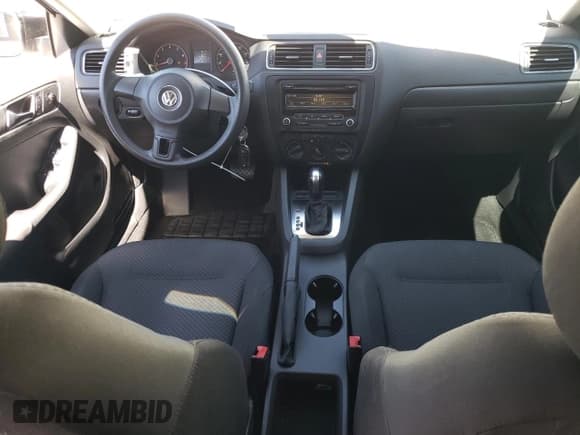 ✅ 2012 Volkswagen Jetta S • VIN: 3VW2K7AJ2CM328795 • Lot: 70914125. Listed on Copart with 72,057 mi. Free auction sales archive from the USA and detailed vehicle history report at DreamBid. Image 8.