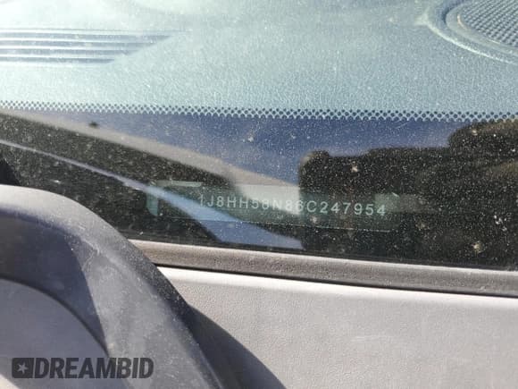 ✅ 2006 Jeep Commander Limited • VIN: 1J8HH58N86C247954 • Lot: 49720745. Listed on Copart with 254,820 mi. Free auction sales archive from the USA and detailed vehicle history report at DreamBid. Image 13.