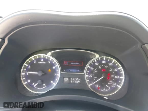 ✅ 2020 Infiniti QX60 Luxe • VIN: 5N1DL0MM6LC528615 • Lot: 42016614. Wystawiony na IAAI z przebiegiem 81 449 mil. Bezpłatny archiwum sprzedaży aukcyjnych z USA i szczegółowy raport historii pojazdu na DreamBid. Zdjęcie 7.