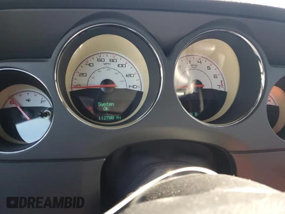 ✅ 2014 Dodge Challenger SXT • VIN: 2C3CDYAG1EH233887 • Lot: 66956594. Wystawiony na Copart z przebiegiem 112 788 mil. Bezpłatny archiwum sprzedaży aukcyjnych z USA i szczegółowy raport historii pojazdu na DreamBid. Zdjęcie 9.