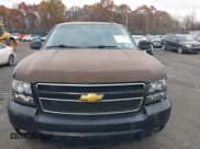 ✅ 2012 Chevrolet Suburban LT • VIN: 1GNSKJE70CR135971 • Lot: 43662992. Wystawiony na IAAI z przebiegiem 550 591 mil. Bezpłatny archiwum sprzedaży aukcyjnych z USA i szczegółowy raport historii pojazdu na DreamBid. Zdjęcie 12.