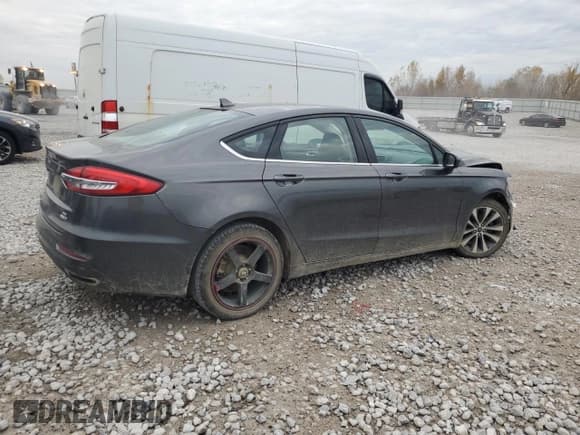 ✅ 2020 Ford Fusion SE • VIN: 3FA6P0T92LR173335 • Lot: 91012295. Listed on Copart with 156,215 mi. Free auction sales archive from the USA and detailed vehicle history report at DreamBid. Image 3.