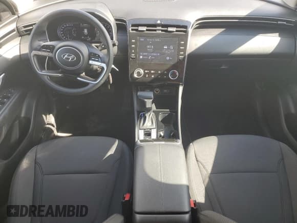 ✅ 2022 Hyundai Tucson SE • VIN: 5NMJACAE8NH031890 • Lot: 86123635. Listed on Copart with 44,956 mi. Free auction sales archive from the USA and detailed vehicle history report at DreamBid. Image 8.