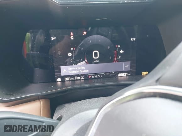 ✅ 2023 GMC Canyon 4WD AT4 • VIN: 1GTP6DEK6P1143991 • Lot: 42865413. Listed on IAAI with 49,712 mi. Free auction sales archive from the USA and detailed vehicle history report at DreamBid. Image 7.