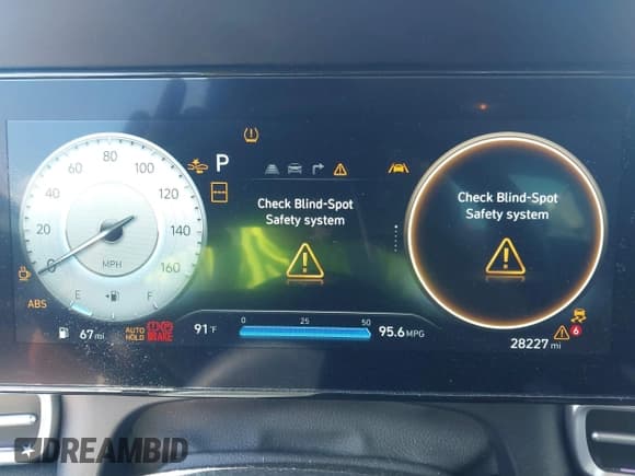 ✅ 2024 Hyundai Elantra Limited • VIN: KMHLP4DG2RU661845 • Лот: 43140671. Опубликован ранее на IAAI с пробегом 28 181 миль. Бесплатный доступ к архиву аукционных продаж из США и подробный отчёт об истории автомобиля на DreamBid. Изображение 7.