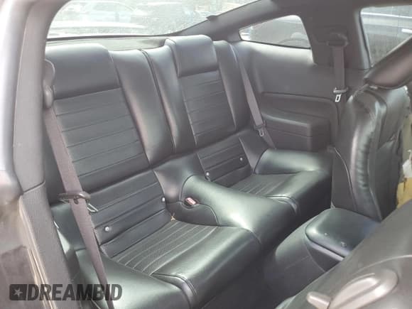 ✅ 2007 Ford Mustang GT Deluxe • VIN: 1ZVHT82H175325343 • Lot: 92037125. Listed on Copart with 198,721 mi. Free auction sales archive from the USA and detailed vehicle history report at DreamBid. Image 10.