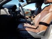 ✅ 2017 Audi A4 Prestige • VIN: WAUFNAF41HN029532 • Лот: 82571615. Опубликован ранее на Copart с пробегом 122 712 миль. Бесплатный доступ к архиву аукционных продаж из США и подробный отчёт об истории автомобиля на DreamBid. Изображение 7.