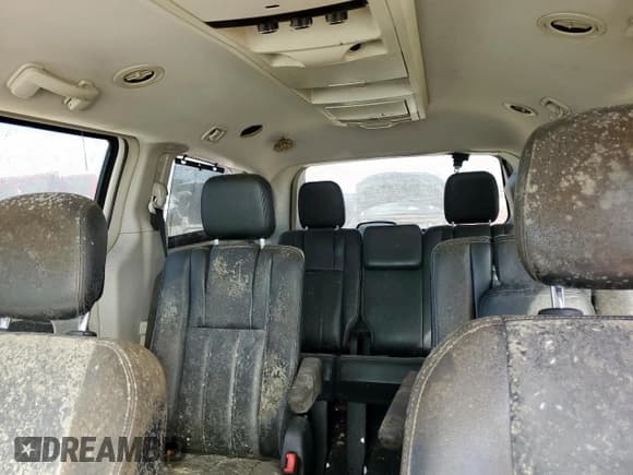 ✅ 2013 Chrysler Town & Country Touring L • VIN: 2C4RC1CGXDR606950 • Лот: 82269735. Опубликован ранее на Copart с пробегом Не указан. Бесплатный доступ к архиву аукционных продаж из США и подробный отчёт об истории автомобиля на DreamBid. Изображение 10.