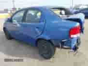 2006 Chevrolet Aveo LS z VIN KL1TD56696B543863, wystawiony jako IAAI lot #41446969 z przebiegiem 222 866 mil mil oraz . Historia ofert i sprzedaży dostępna na DreamBid. Obrazek 3.