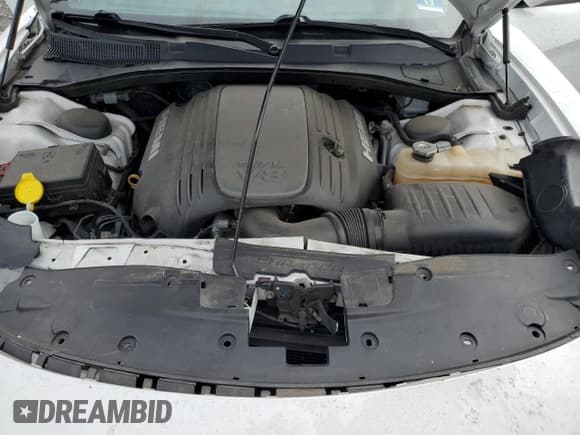 ✅ 2018 Dodge Charger R/T • VIN: 2C3CDXCT7JH237084 • Lot: 81502185. Wystawiony na Copart z przebiegiem 57 611 mil. Bezpłatny archiwum sprzedaży aukcyjnych z USA i szczegółowy raport historii pojazdu na DreamBid. Zdjęcie 11.