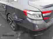 2018 Honda Accord Sport с VIN 1HGCV1F37JA196991, выставлен на аукционе IAAI как лот 43285127 с пробегом 66 909 миль миль и . История ставок и продаж доступна на DreamBid. Изображение 17.