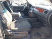 ✅ 2013 Chevrolet Suburban LS • VIN: 1GNSKHE72DR173647 • Lot: 43905237. Listed on IAAI with 244,764 mi. Free auction sales archive from the USA and detailed vehicle history report at DreamBid. Image 5.