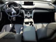 ✅ 2023 Acura TLX w/A-Spec Package • VIN: 19UUB6F58PA005714 • Lot: 65700475. Wystawiony na Copart z przebiegiem 13 221 mil. Bezpłatny archiwum sprzedaży aukcyjnych z USA i szczegółowy raport historii pojazdu na DreamBid. Zdjęcie 8.