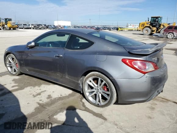 ✅ 2011 Hyundai Genesis Coupe Track • VIN: KMHHU6KH8BU057793 • Lot: 45873545. Wystawiony na Copart z przebiegiem 146 351 mil. Bezpłatny archiwum sprzedaży aukcyjnych z USA i szczegółowy raport historii pojazdu na DreamBid. Zdjęcie 2.