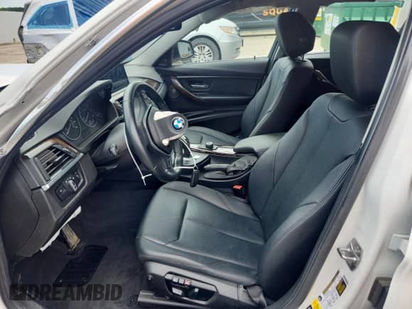 2015 BMW 3 Series 328d xDrive with VIN WBA3K5C54FK301943, listed as a Copart auction lot 61622275 with 57,648 mi miles and Non repairable. Bid and sale history available at DreamBid. Image 7.