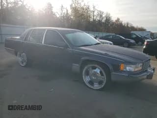 ✅ 1995 Cadillac Fleetwood • VIN: 1G6DW52P2SR713118 • Лот: 90251155. Опубликован ранее на Copart с пробегом 37 118 миль. Бесплатный доступ к архиву аукционных продаж из США и подробный отчёт об истории автомобиля на DreamBid. Изображение 4.