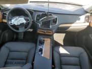 ✅ 2024 Volvo XC90 Plus Bright Theme • VIN: YV4L12PE8R1230316 • Лот: 68884225. Опубликован ранее на Copart с пробегом Не указан. Бесплатный доступ к архиву аукционных продаж из США и подробный отчёт об истории автомобиля на DreamBid. Изображение 8.