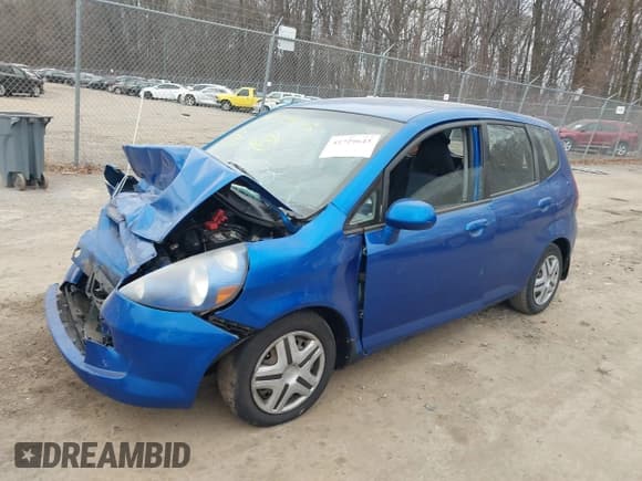 ✅ 2008 Honda Fit • VIN: JHMGD38498S017762 • Lot: 41729643. Listed on IAAI with 194,982 mi. Free auction sales archive from the USA and detailed vehicle history report at DreamBid. Image 2.