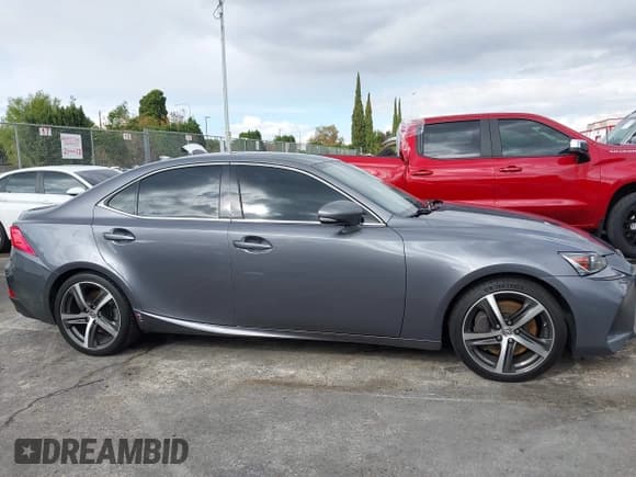 ✅ 2017 Lexus IS 200t F Sport • VIN: JTHBA1D24H5060402 • Lot: 43735856. Listed on IAAI with 113,691 mi. Free auction sales archive from the USA and detailed vehicle history report at DreamBid. Image 13.