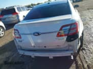 ✅ 2015 Ford Taurus Limited • VIN: 1FAHP2F80FG125643 • Lot: 43577023. Wystawiony na IAAI z przebiegiem 112 239 mil. Bezpłatny archiwum sprzedaży aukcyjnych z USA i szczegółowy raport historii pojazdu na DreamBid. Zdjęcie 17.