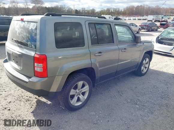 ✅ 2014 Jeep Patriot Sport • VIN: 1C4NJRBB3ED549407 • Lot: 43627234. Listed on IAAI with 131,604 mi. Free auction sales archive from the USA and detailed vehicle history report at DreamBid. Image 4.