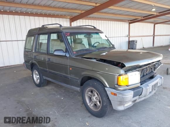 ✅ 1997 Land Rover Discovery SD • VIN: SALJY1248VA535025 • Lot: 42554244. Wystawiony na IAAI z przebiegiem 158 945 mil. Bezpłatny archiwum sprzedaży aukcyjnych z USA i szczegółowy raport historii pojazdu na DreamBid. Zdjęcie 1.