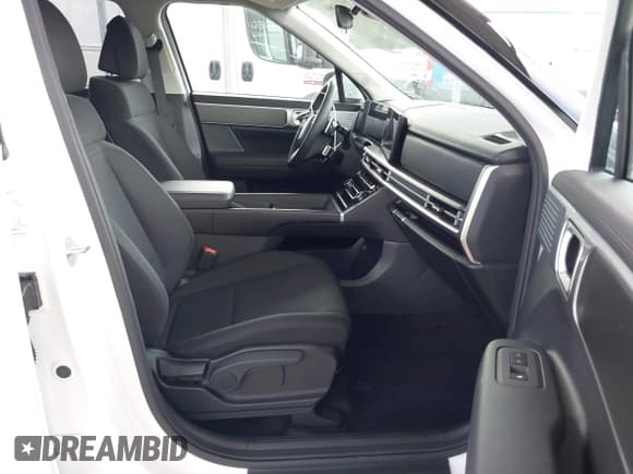 ✅ 2025 Hyundai Santa Fe SE • VIN: 5NMP1DGL7SH108525 • Lot: 43146257. Listed on IAAI with 4,543 mi. Free auction sales archive from the USA and detailed vehicle history report at DreamBid. Image 5.