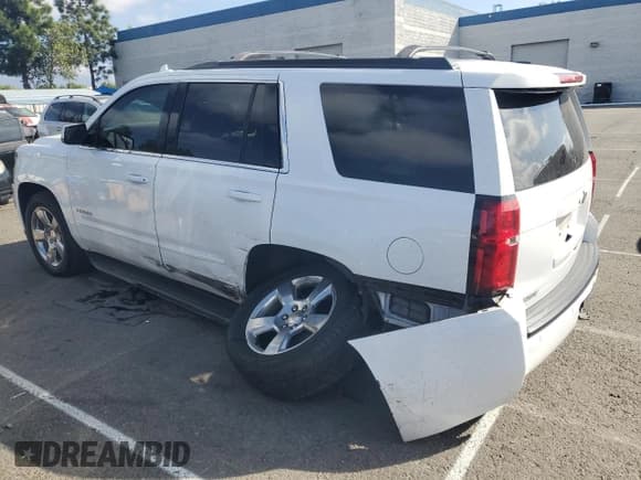 ✅ 2019 Chevrolet Tahoe LS • VIN: 1GNSCAEC6KR153562 • Lot: 82231855. Wystawiony na Copart z przebiegiem 71 474 mil. Bezpłatny archiwum sprzedaży aukcyjnych z USA i szczegółowy raport historii pojazdu na DreamBid. Zdjęcie 2.