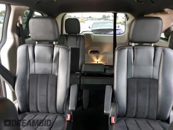 ✅ 2017 Dodge Grand Caravan SXT • VIN: 2C4RDGCG8HR678400 • Lot: 81444805. Wystawiony na Copart z przebiegiem 69 874 mil. Bezpłatny archiwum sprzedaży aukcyjnych z USA i szczegółowy raport historii pojazdu na DreamBid. Zdjęcie 10.