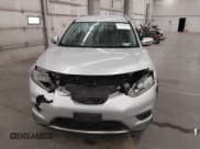 ✅ 2016 Nissan Rogue S • VIN: KNMAT2MV9GP656583 • Lot: 43422645. Wystawiony na IAAI z przebiegiem 164 405 mil. Bezpłatny archiwum sprzedaży aukcyjnych z USA i szczegółowy raport historii pojazdu na DreamBid. Zdjęcie 12.