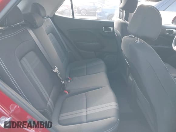 ✅ 2022 Hyundai Venue Limited • VIN: KMHRC8A37NU186346 • Lot: 42386092. Listed on IAAI with 27,126 mi. Free auction sales archive from the USA and detailed vehicle history report at DreamBid. Image 8.