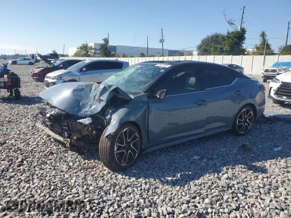 ✅ 2024 Nissan Sentra SR • VIN: 3N1AB8DV7RY308193 • Lot: 89628385. Listed on Copart with 14,887 mi. Free auction sales archive from the USA and detailed vehicle history report at DreamBid. Image 1.